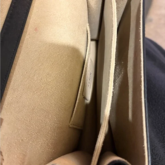 Fendi Kan I Scalloped Pearl Leather Shoulder / Crossbody Bag - Black/Gold - Picture 8 of 13